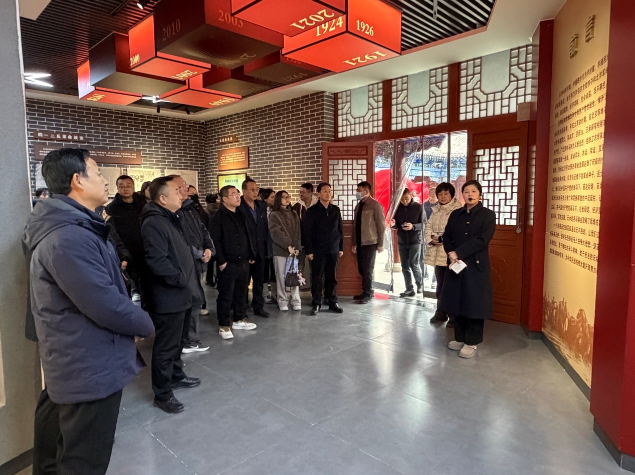 图片2.jpg 图片2.jpg